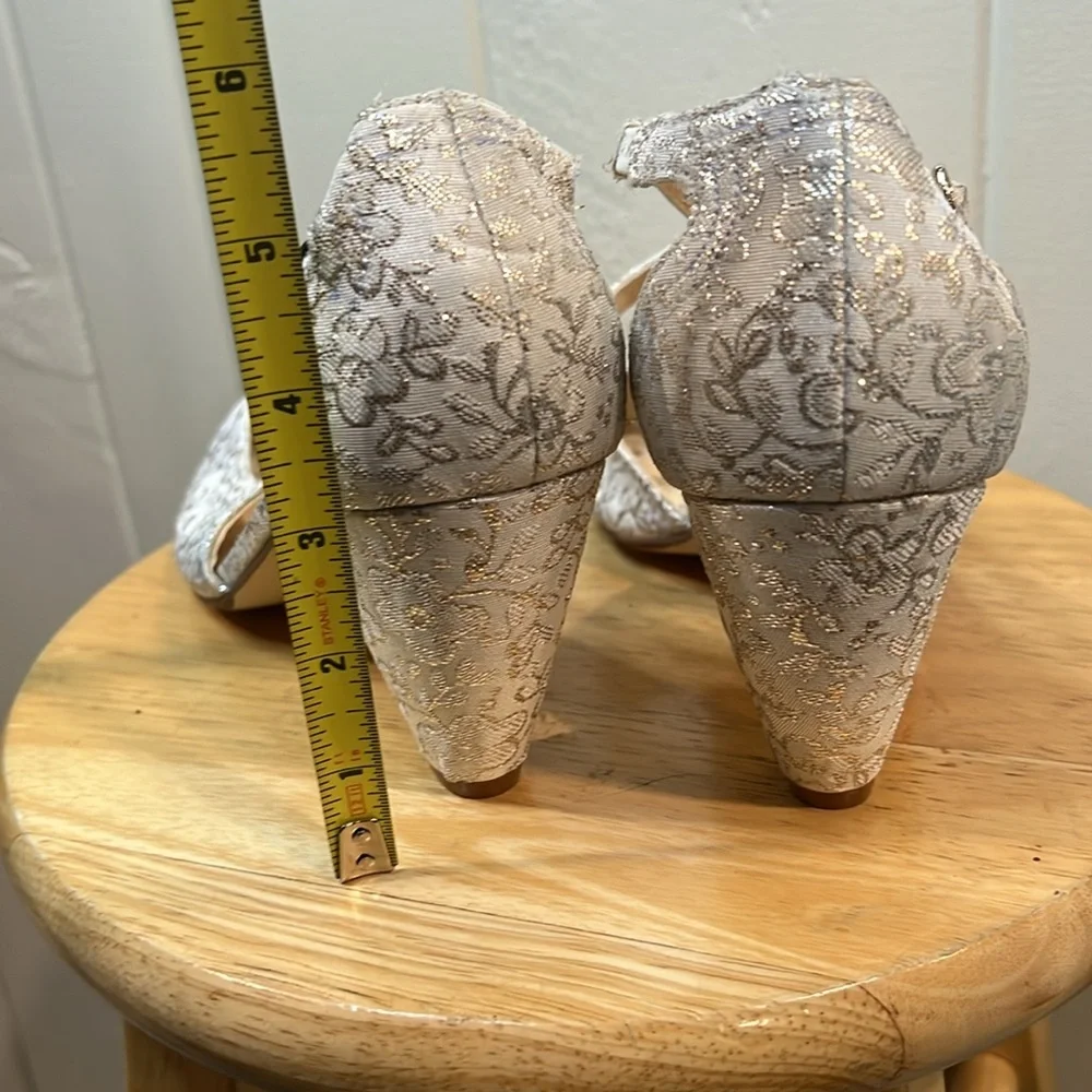 Chelsea Crew 'Alter' White and Silver Heels Peep Toe - Picture 10 of 10